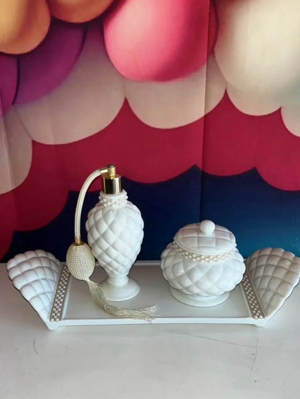 VINTAGE Elegant Vanity Porcelain & Faux Pearl Set 1999 Avon